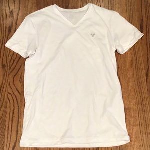 White American Eagle short sleeve